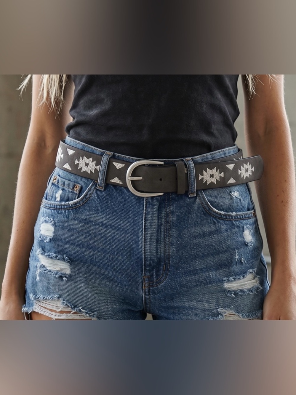 NWT Western Boho Embroidered Pattern Vegan Leather Belt Black - Picture 2 of 5